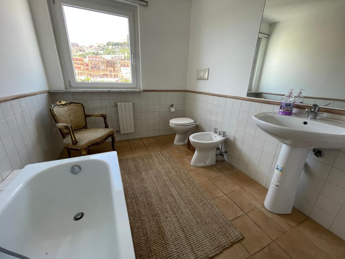 Appartement Attico Cedronio à Naples Extérieur photo