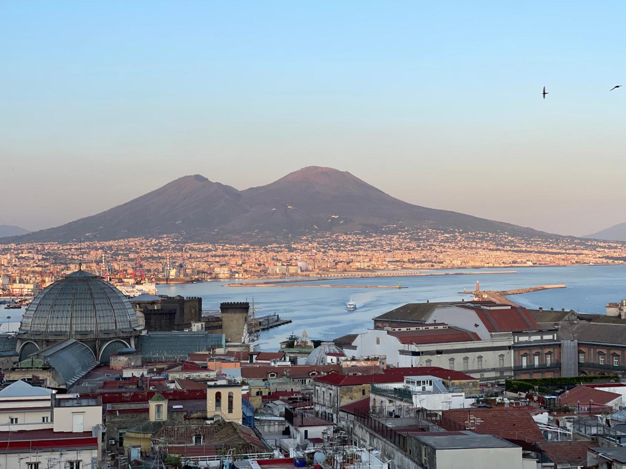 Appartement Attico Cedronio à Naples Extérieur photo